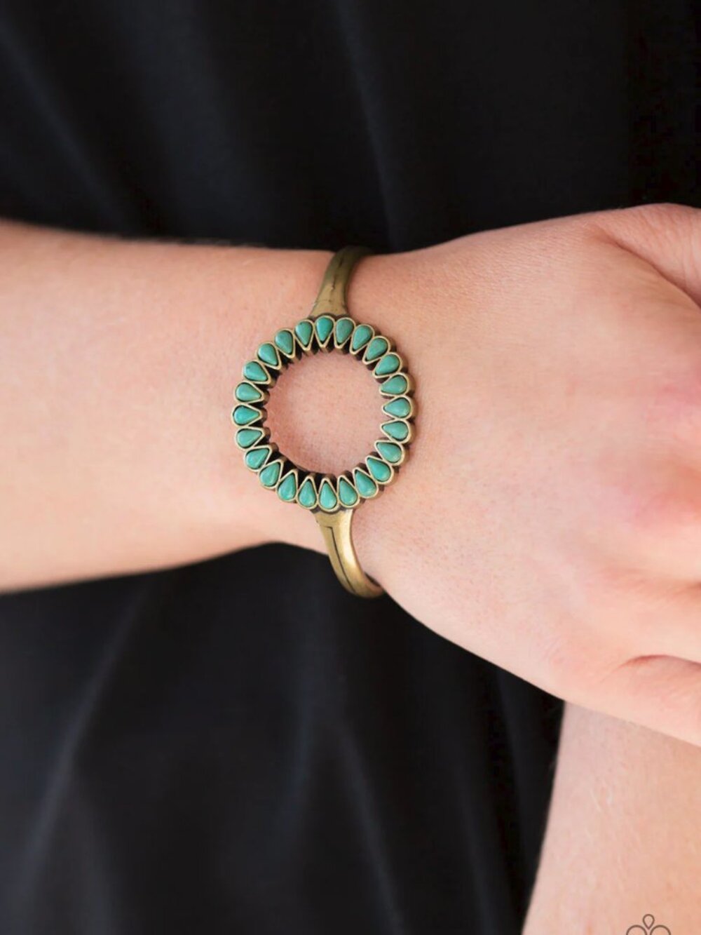 Paparazzi Jewelry Accessories - Divinely Desert - Brass Bracelet - Vintage